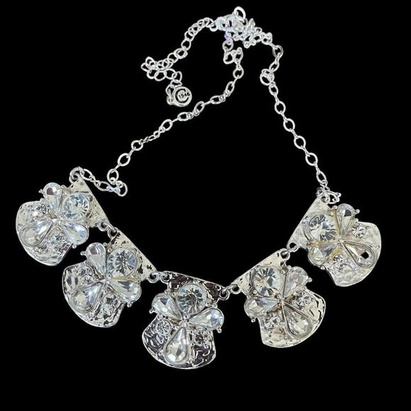 Cato Jewelry Silver Tone Rhinestone Statement Necklace Angel Shape Bright Shiny - Picture 1 of 5